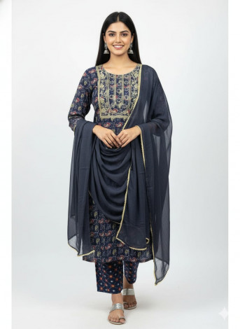 Women Printed Kurta Pant Dupatta Set